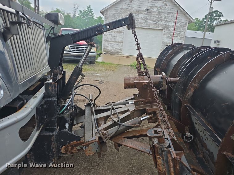 image for item DM1644 2006 International 7400 dump truck