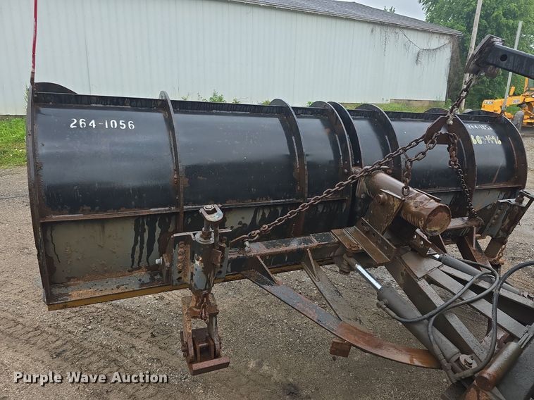 image for item DM1644 2006 International 7400 dump truck