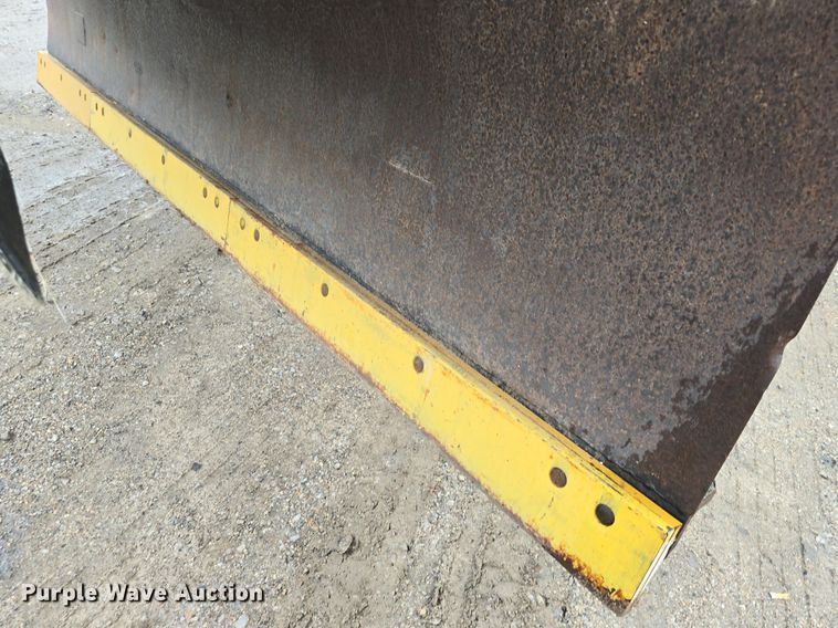 image for item DM1644 2006 International 7400 dump truck