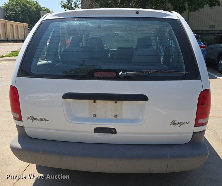 image for item DM1647 1999 Plymouth  Voyager van