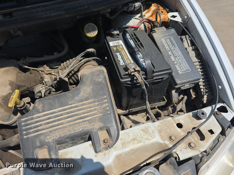 image for item DM1647 1999 Plymouth  Voyager van