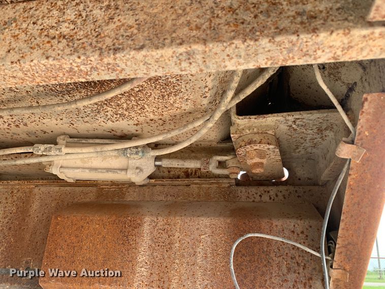 image for item DM7850 1992 Lufkin SD-31 end dump trailer