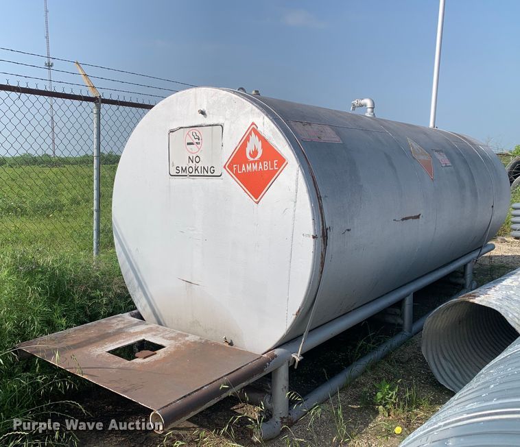 image for item DM7852 Fuel tank