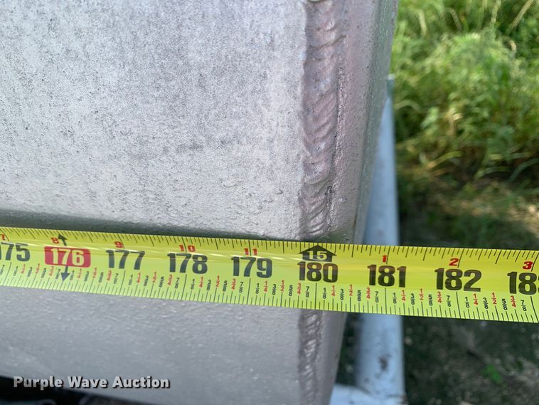 image for item DM7852 Fuel tank