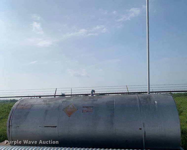 image for item DM7852 Fuel tank