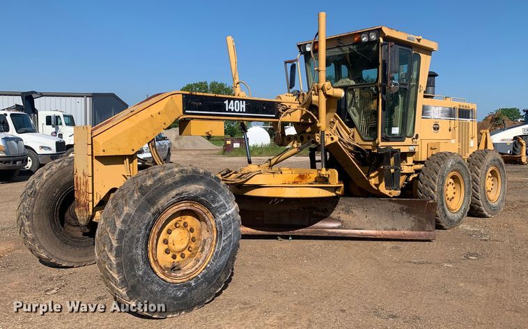 image for item DM7861 2001 Caterpillar 140H  motor grader