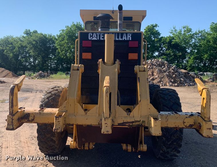 image for item DM7861 2001 Caterpillar 140H  motor grader