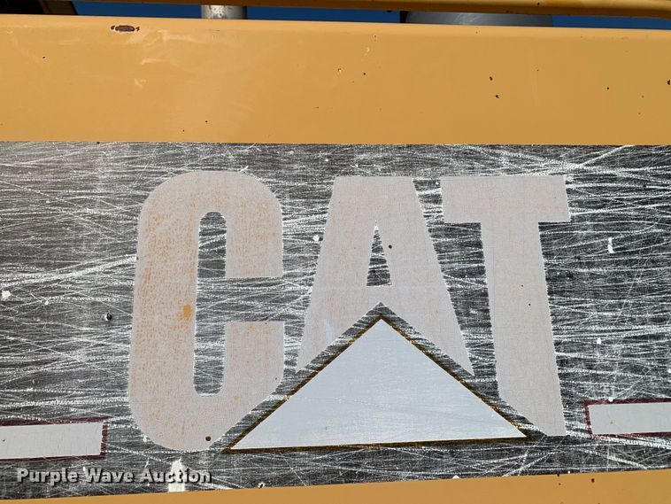 image for item DM7861 2001 Caterpillar 140H  motor grader