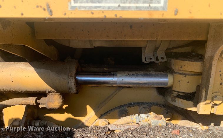 image for item DM7861 2001 Caterpillar 140H  motor grader