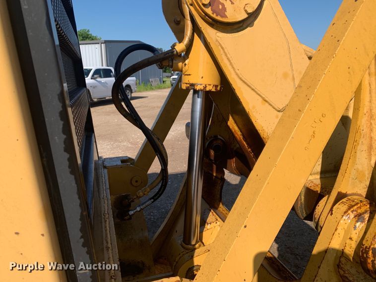 image for item DM7861 2001 Caterpillar 140H  motor grader