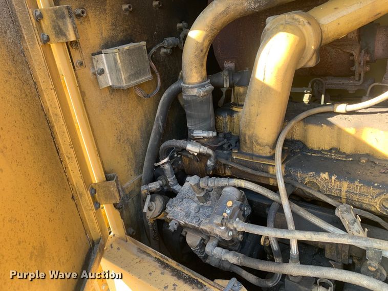 image for item DM7861 2001 Caterpillar 140H  motor grader