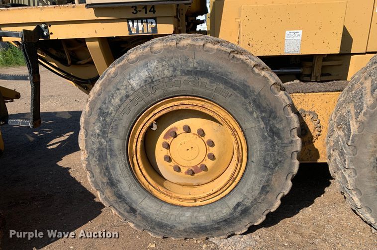 image for item DM7861 2001 Caterpillar 140H  motor grader