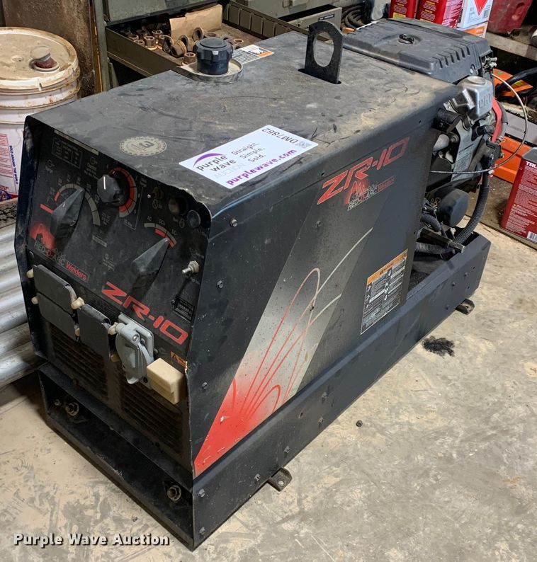 image for item DM7862 Red-D-ARC ZR-10 welder