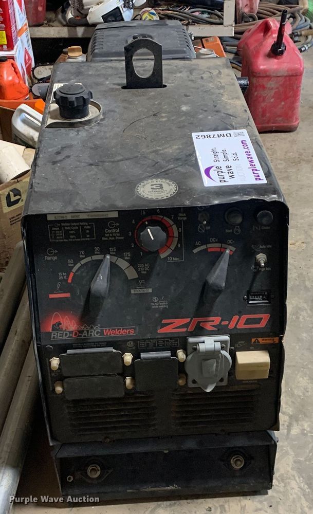 image for item DM7862 Red-D-ARC ZR-10 welder