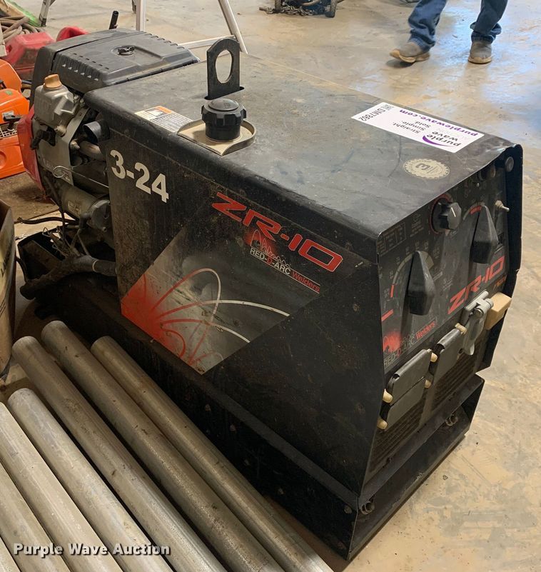 image for item DM7862 Red-D-ARC ZR-10 welder