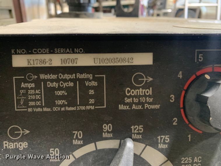 image for item DM7862 Red-D-ARC ZR-10 welder