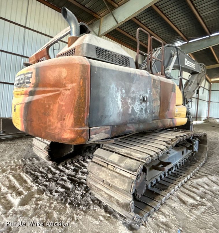 image for item DO6466 2020 John Deere 210G excavator