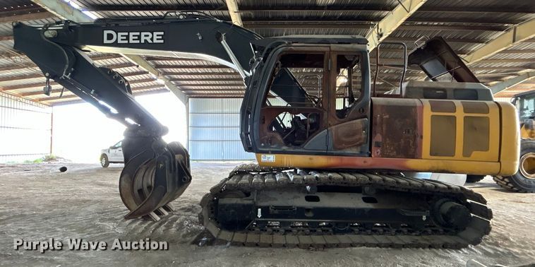 image for item DO6466 2020 John Deere 210G excavator