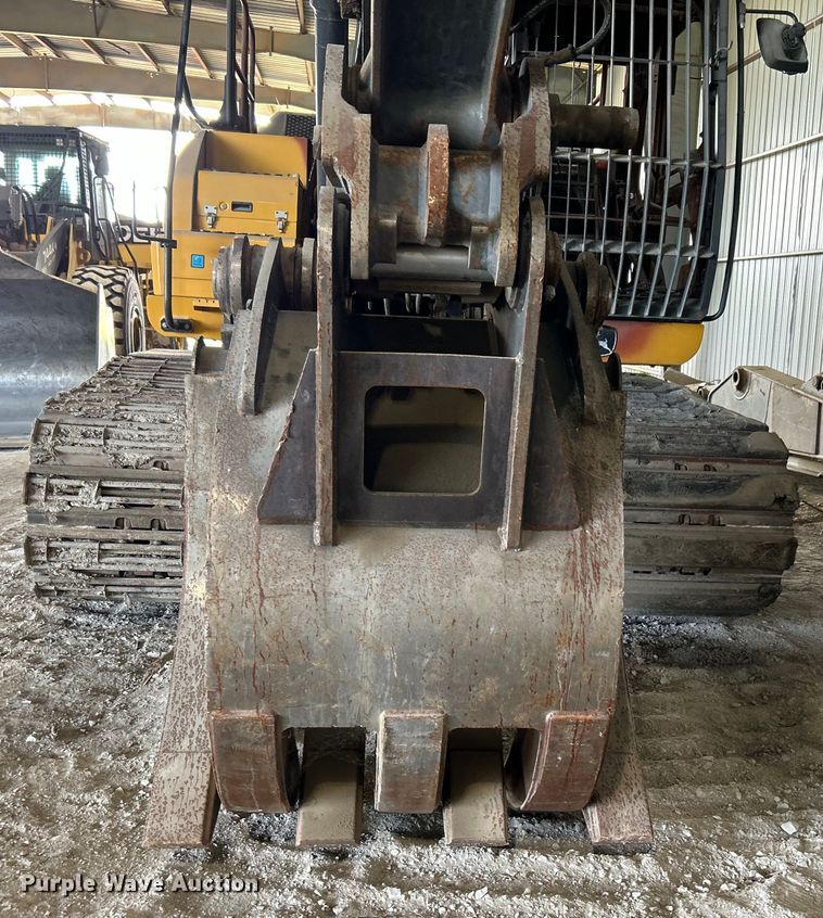 image for item DO6466 2020 John Deere 210G excavator