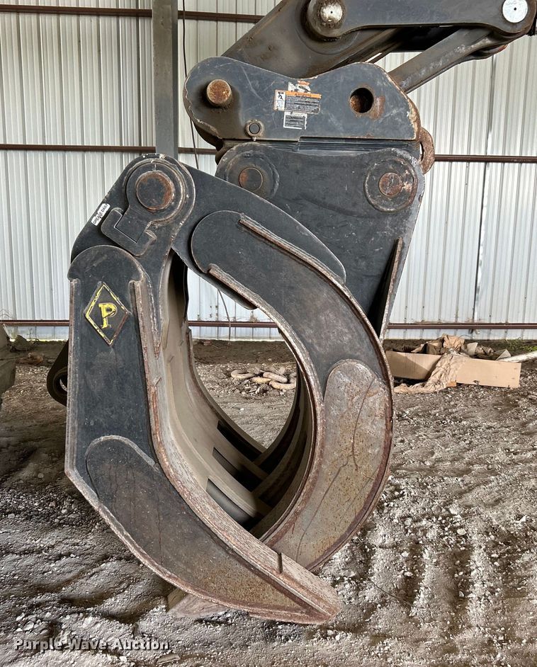 image for item DO6466 2020 John Deere 210G excavator