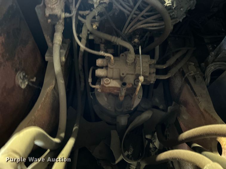 image for item DO6466 2020 John Deere 210G excavator