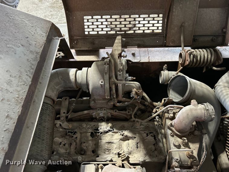 image for item DO6466 2020 John Deere 210G excavator