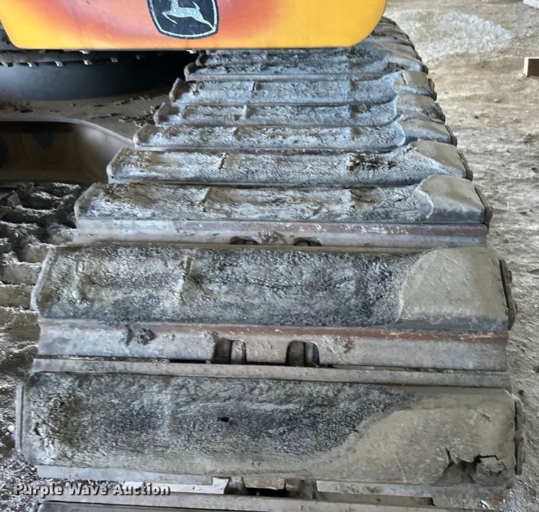 image for item DO6466 2020 John Deere 210G excavator