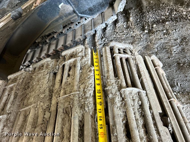 image for item DO6466 2020 John Deere 210G excavator