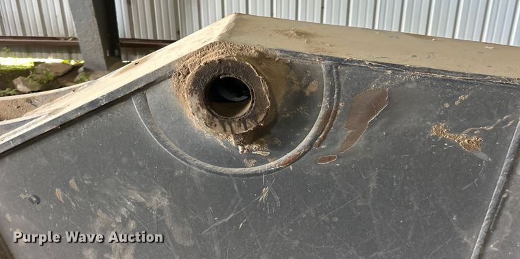 image for item DO6466 2020 John Deere 210G excavator