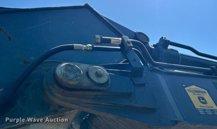 image for item DO6467 2012 John Deere 210G LC excavator