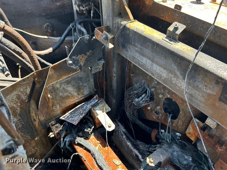 image for item DO6467 2012 John Deere 210G LC excavator