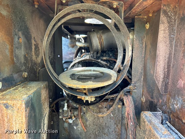 image for item DO6467 2012 John Deere 210G LC excavator