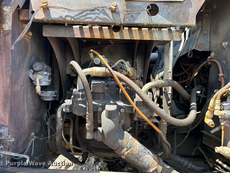 image for item DO6467 2012 John Deere 210G LC excavator