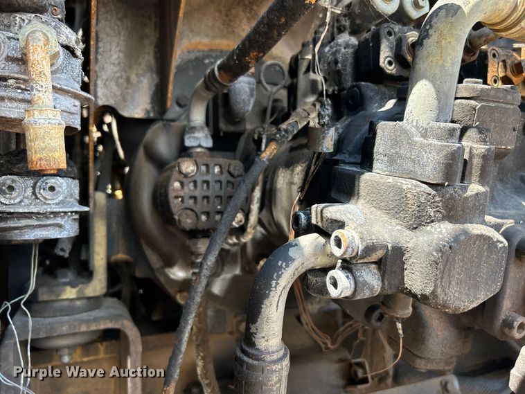 image for item DO6467 2012 John Deere 210G LC excavator