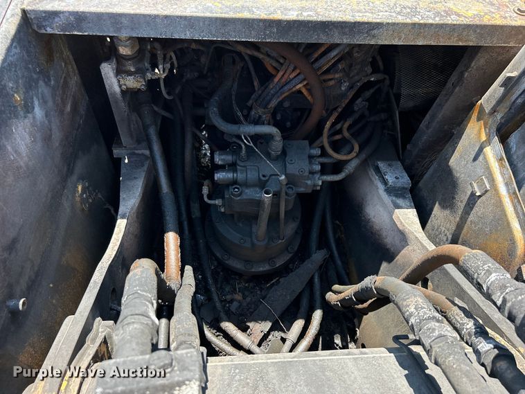 image for item DO6467 2012 John Deere 210G LC excavator