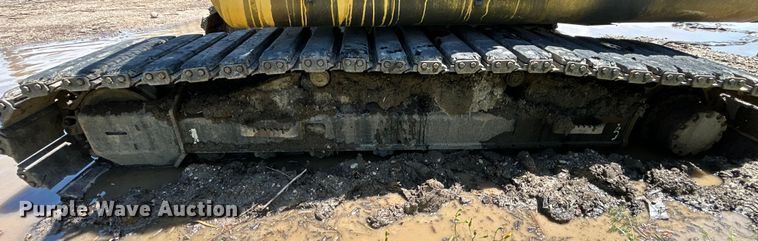 image for item DO6467 2012 John Deere 210G LC excavator