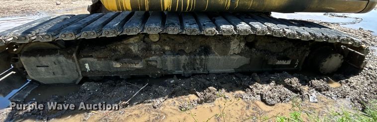 image for item DO6467 2012 John Deere 210G LC excavator