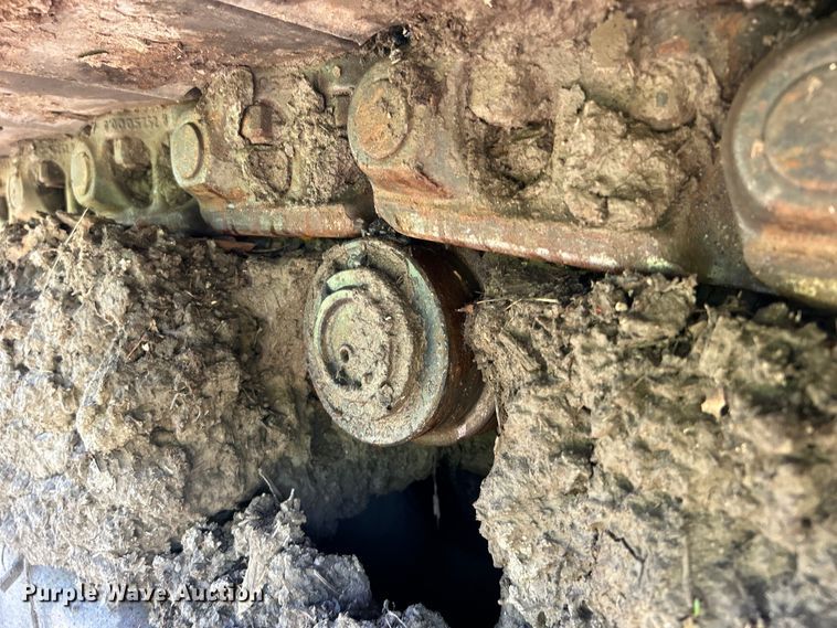 image for item DO6467 2012 John Deere 210G LC excavator