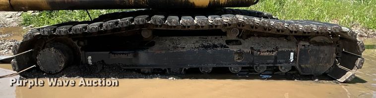 image for item DO6467 2012 John Deere 210G LC excavator