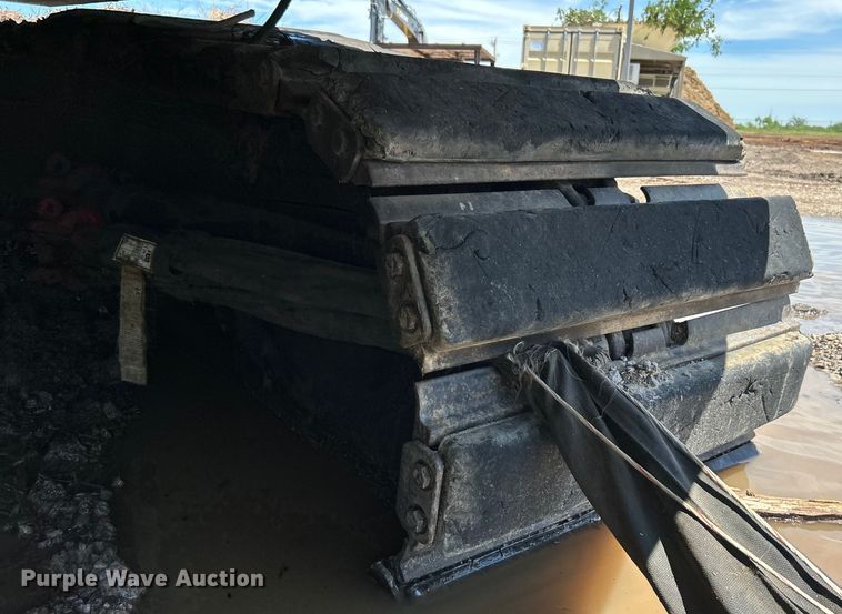 image for item DO6467 2012 John Deere 210G LC excavator