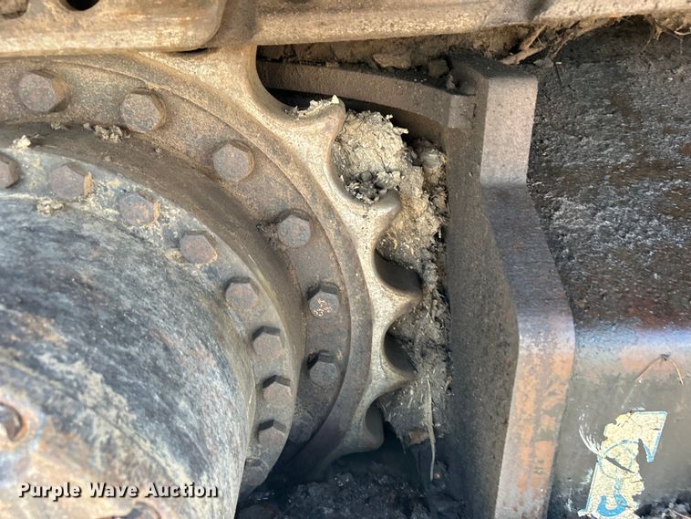 image for item DO6467 2012 John Deere 210G LC excavator