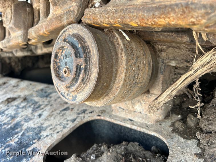 image for item DO6467 2012 John Deere 210G LC excavator