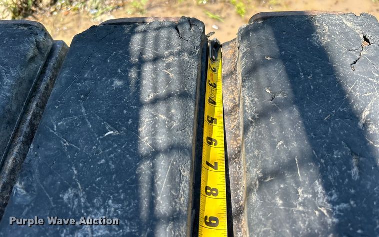 image for item DO6467 2012 John Deere 210G LC excavator