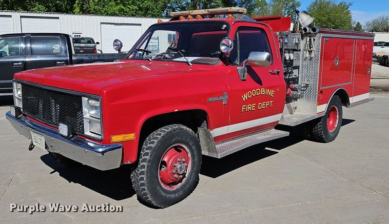 image for item DP0885 1983 Chevrolet Custom Deluxe K30 brush fire truck