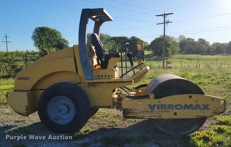 image for item DP1464 Vibromax VM66D single drum vibratory roller