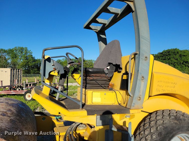 image for item DP1464 Vibromax VM66D single drum vibratory roller
