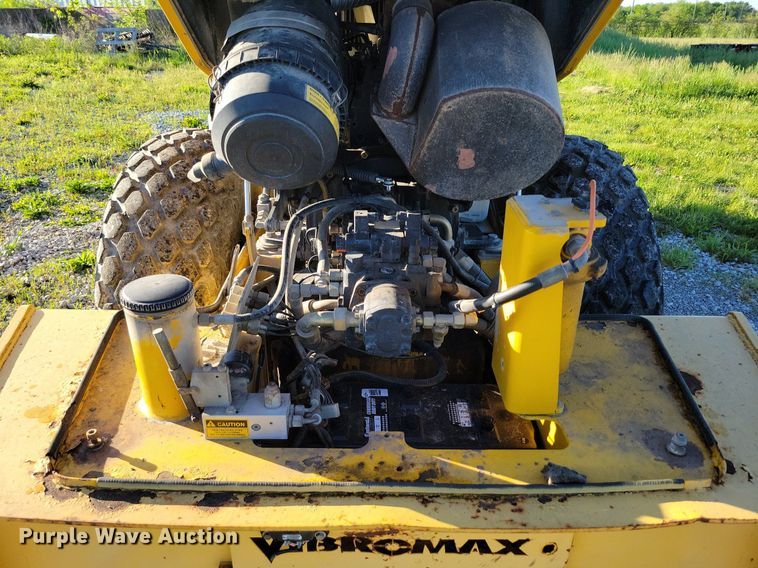 image for item DP1464 Vibromax VM66D single drum vibratory roller