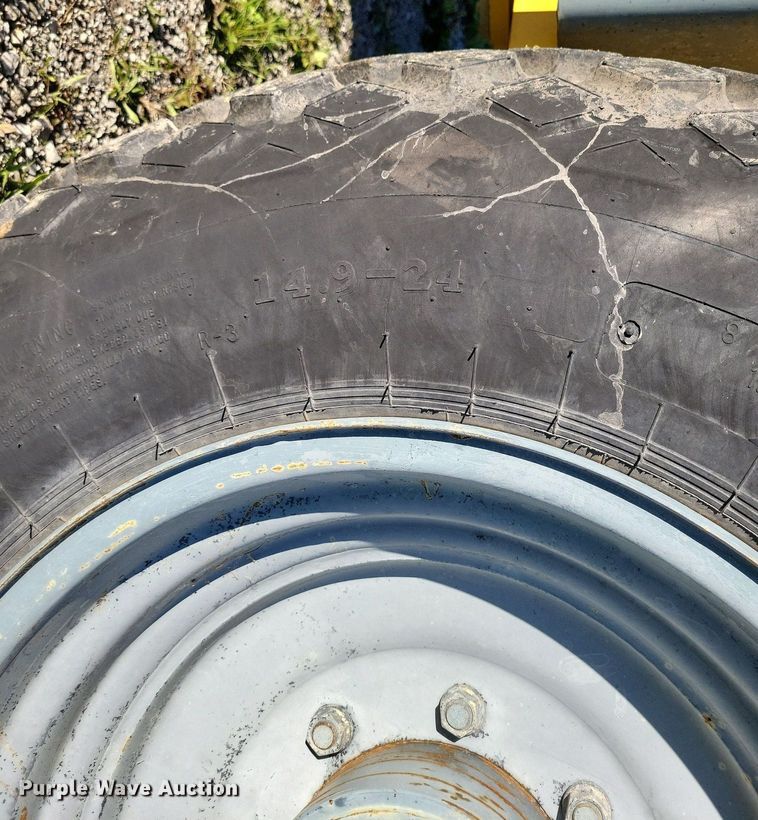 image for item DP1464 Vibromax VM66D single drum vibratory roller