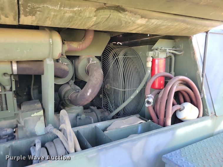 image for item DP1465 1985 Ingersoll Rand P-250-W-D-M-H268 air compressor