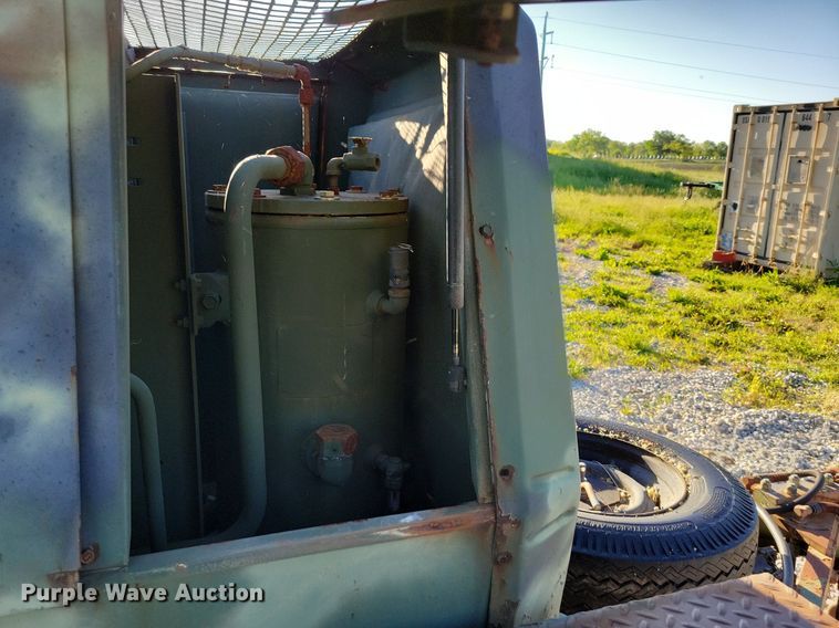 image for item DP1465 1985 Ingersoll Rand P-250-W-D-M-H268 air compressor